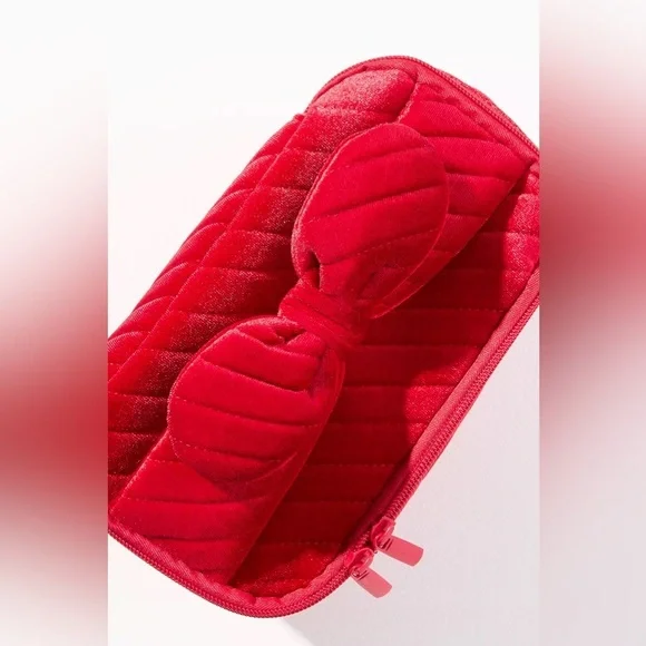 Anthropologie Quilted Velvet Train Case NWT - Picture 3 of 3